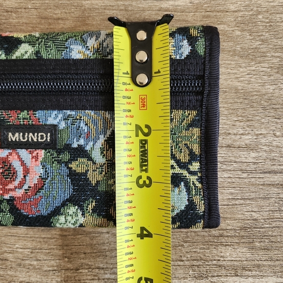 Mundi Floral Tapestry Wallet 80' Vintage Wallet - Picture 9 of 9